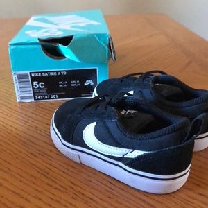 Infant Nike NWT